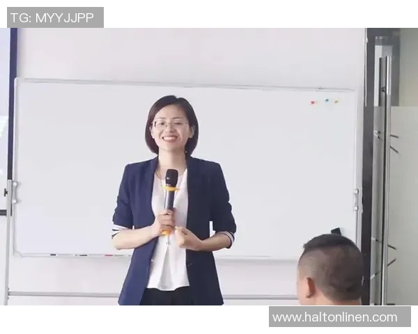 国外足球明星卷发造型大揭秘精彩视频回顾与分析