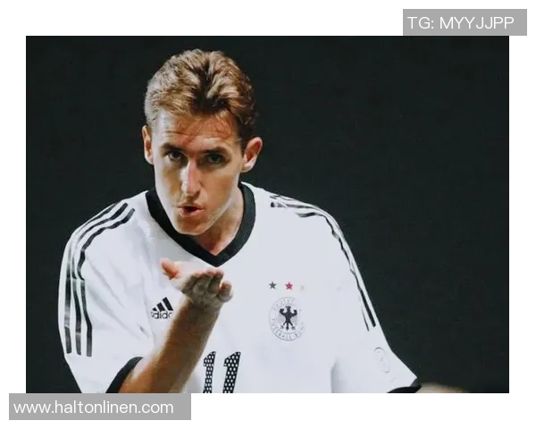 昔日足球巨星重返故土球队再续辉煌传奇之路