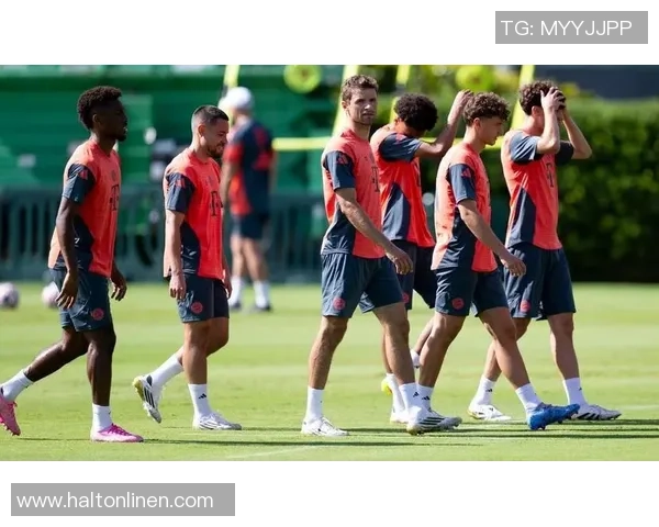 足球明星假期趣味自拍视频大揭秘尽显休闲生活与球场之外的真实一面